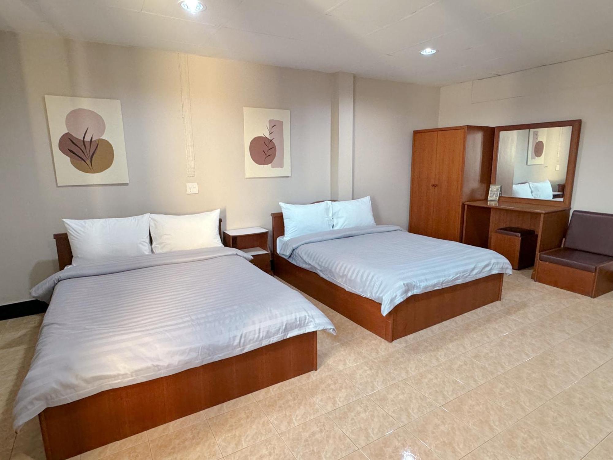 Tokyo Hotel Nakhonratchasima Εξωτερικό φωτογραφία
